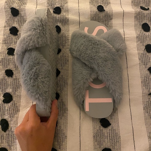 Toms Susie Sandals - Picture 2 of 3